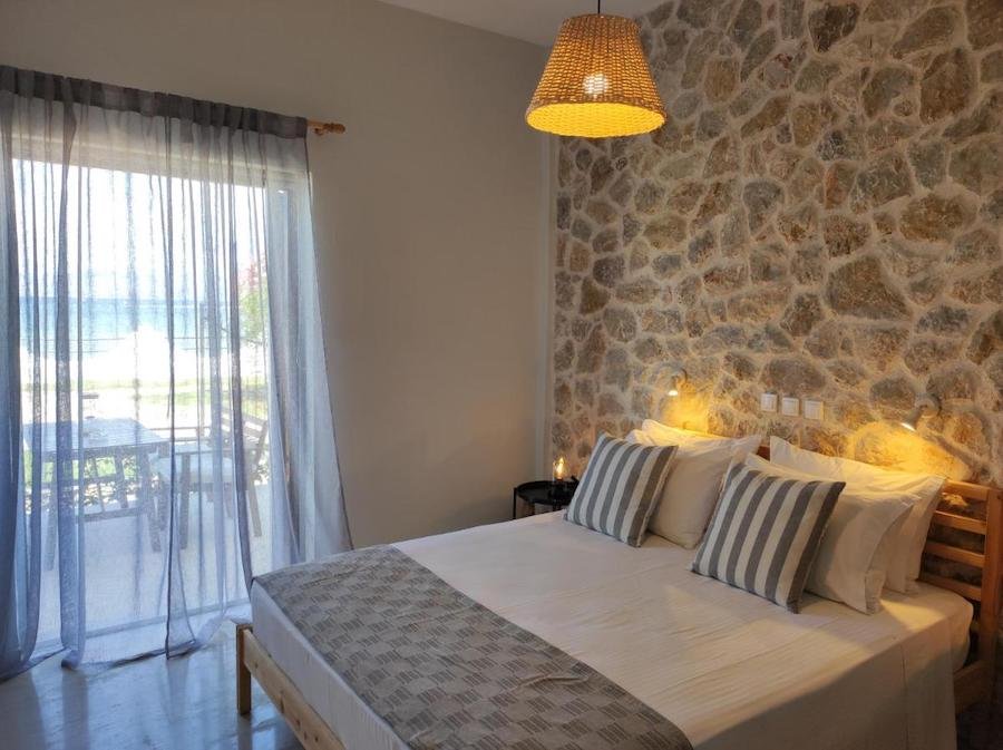 Greece Travel Blog_Best Hotels On Corfu_Thalassa Apartments & Studios