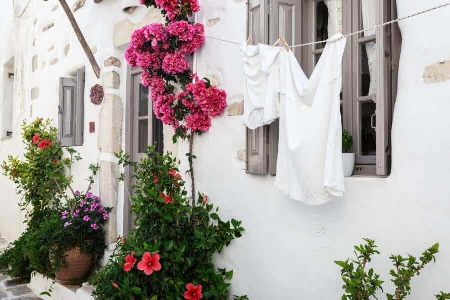 Paros Island Guide - The beautiful village of Parikia in the island of Paros, Greece